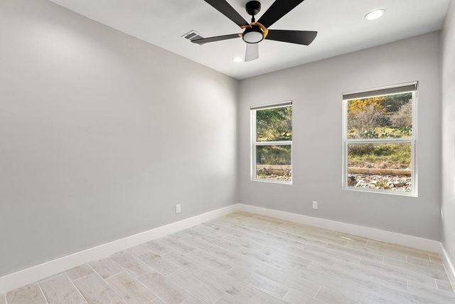 105 Golden Eagle, Horseshoe Bay, TX 78657