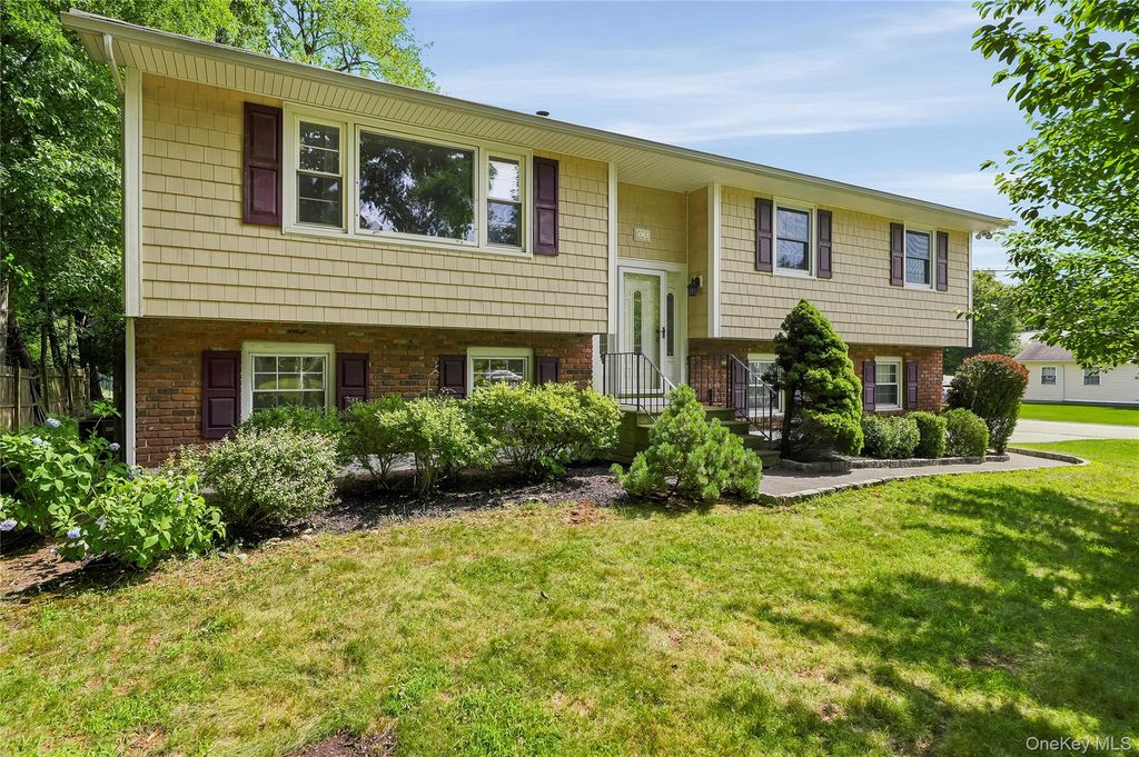 181 Montross Road, Yorktown Heights, NY 10598 — photo 3