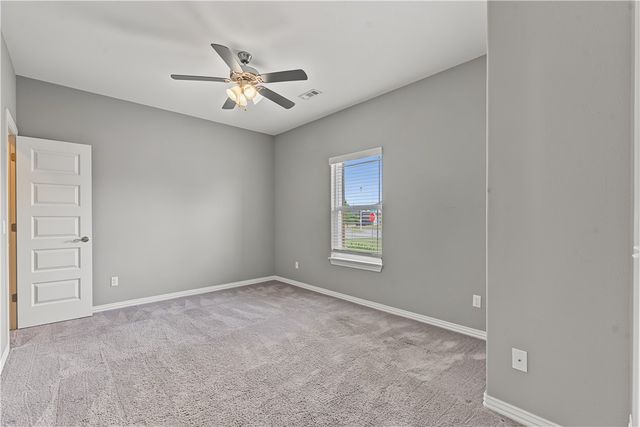 1902 W Broadway Place, Rogers, AR 72758