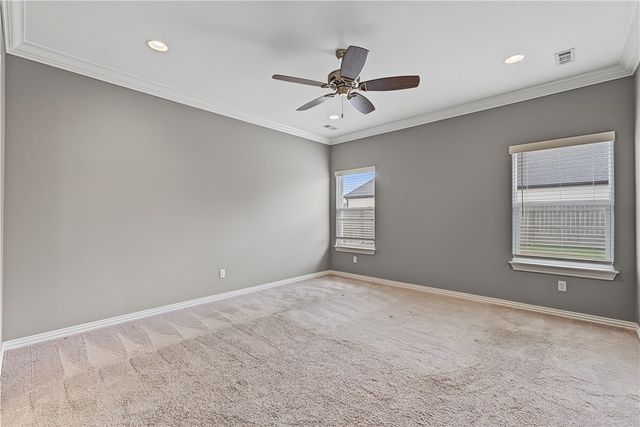 1902 W Broadway Place, Rogers, AR 72758