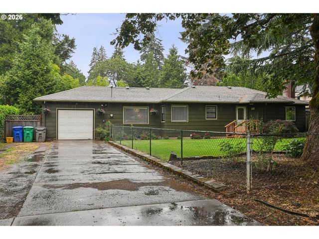 14707 Se BUSH St, Portland, OR 97236