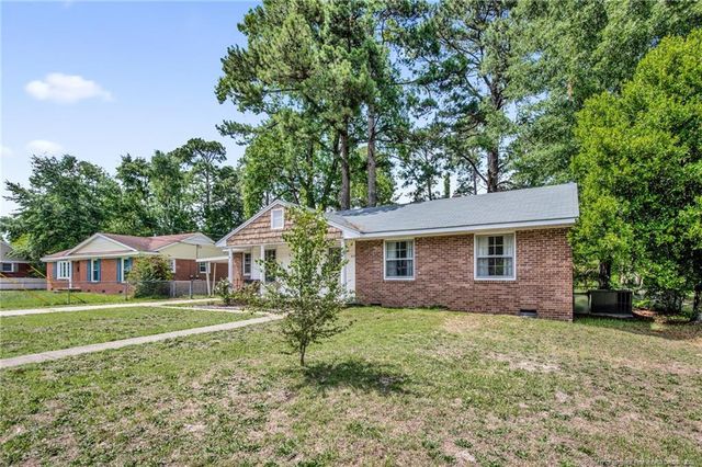 448 Morningside Drive, Fayetteville, NC 28311