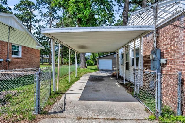 448 Morningside Drive, Fayetteville, NC 28311