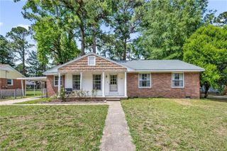 448 Morningside Drive, Fayetteville, NC 28311