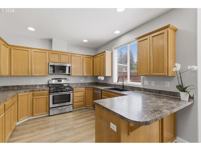 2619 Sw 11TH St, Battle Ground, WA 98604