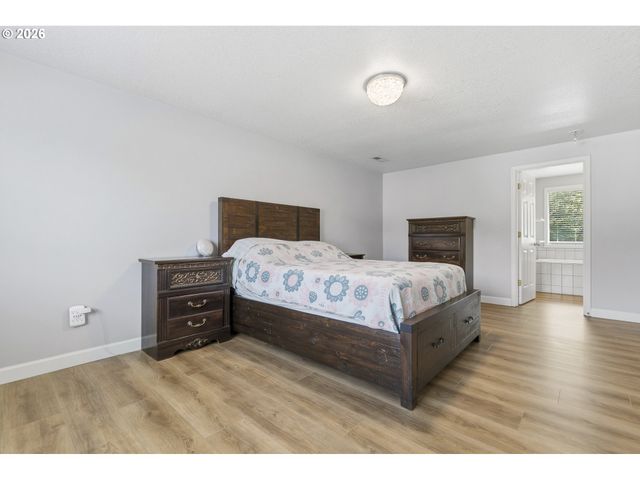 2619 Sw 11TH St, Battle Ground, WA 98604
