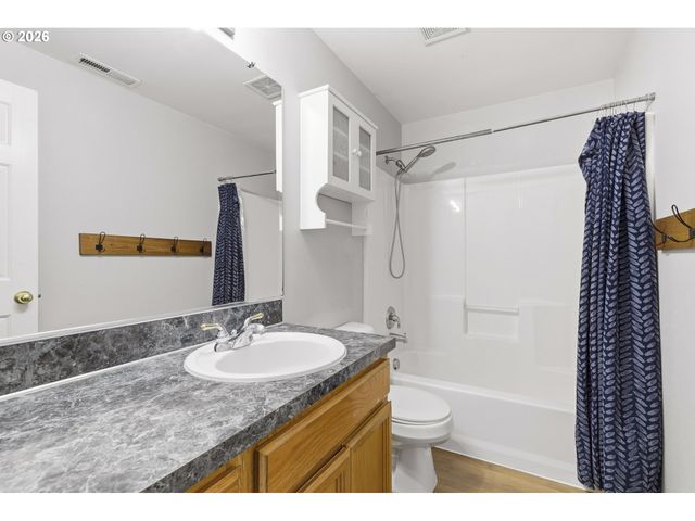 2619 Sw 11TH St, Battle Ground, WA 98604
