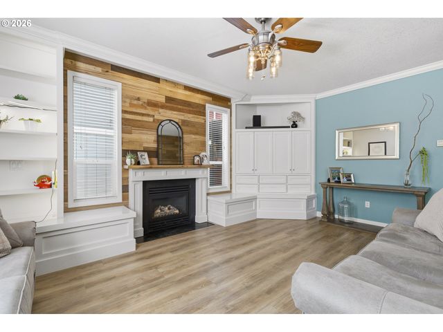 2619 Sw 11TH St, Battle Ground, WA 98604