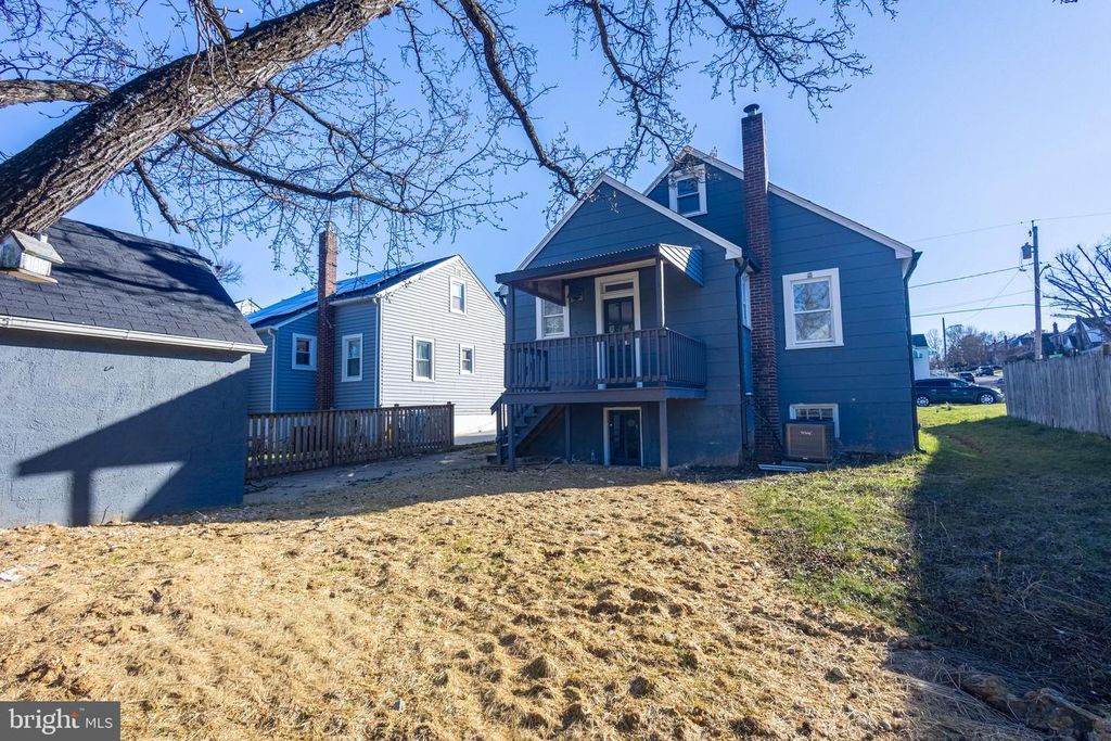 Image 20 of property listing at 3304 WESTFIELD AVE, Baltimore, MD 21214