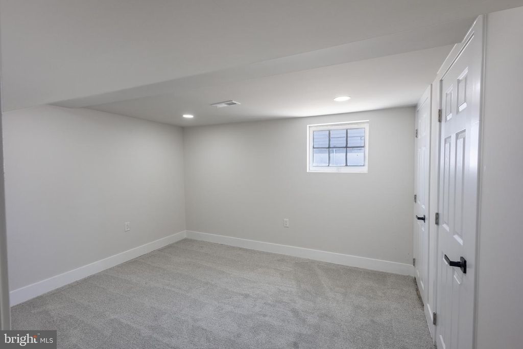 Image 21 of property listing at 3304 WESTFIELD AVE, Baltimore, MD 21214