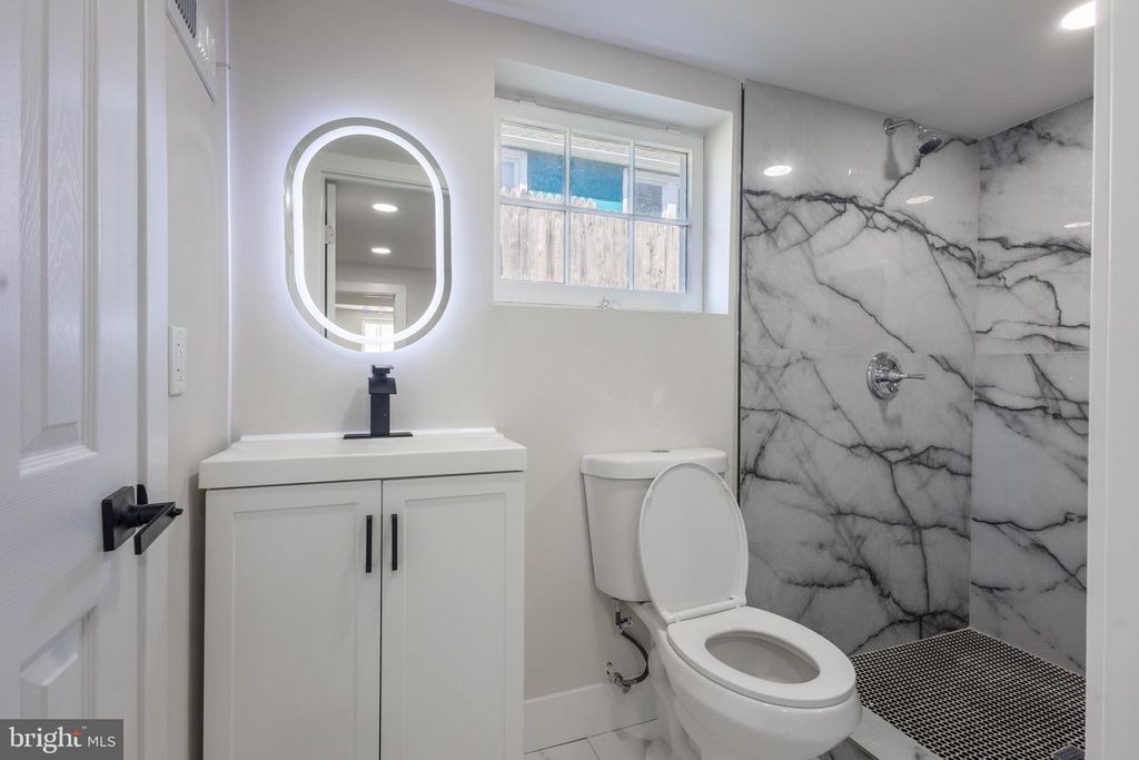 Image 24 of property listing at 3304 WESTFIELD AVE, Baltimore, MD 21214