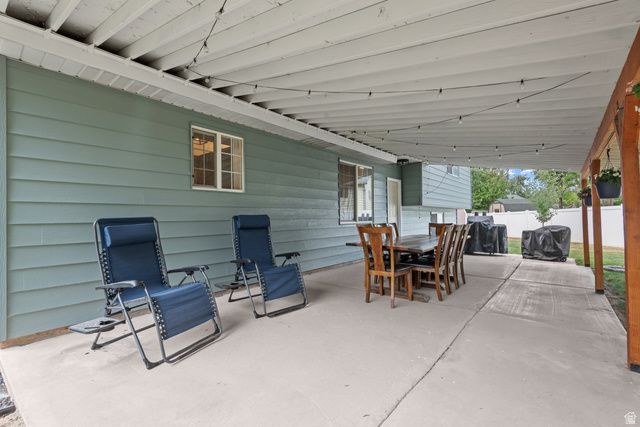 1319 RAINBOW CIR, Layton, UT 84040