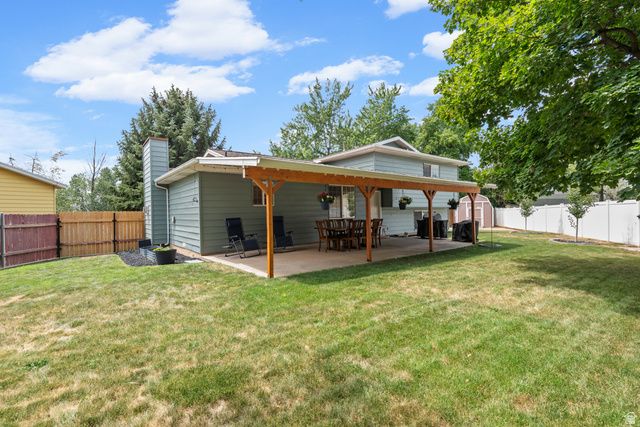 1319 RAINBOW CIR, Layton, UT 84040