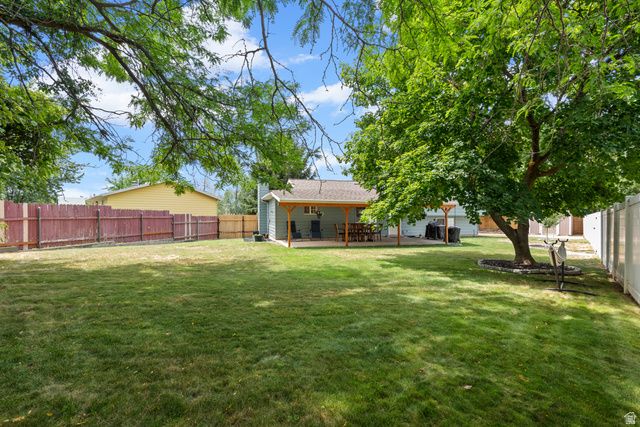 1319 RAINBOW CIR, Layton, UT 84040
