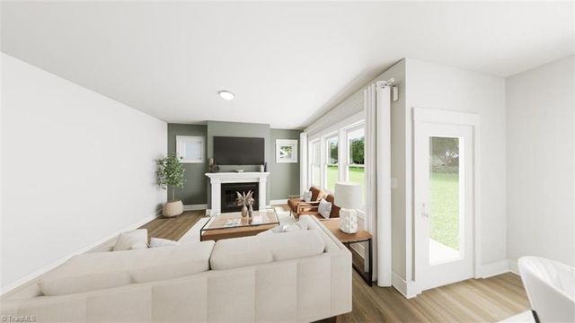 3561 Spring Hope Court, Kernersville, NC 27284