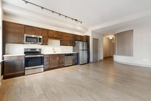 51 N High Street, 702, Columbus, OH 43215