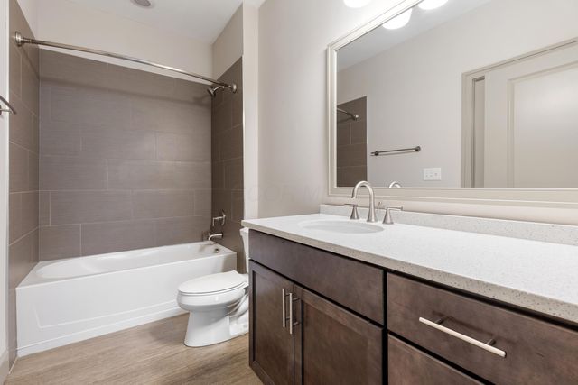 51 N High Street, 702, Columbus, OH 43215