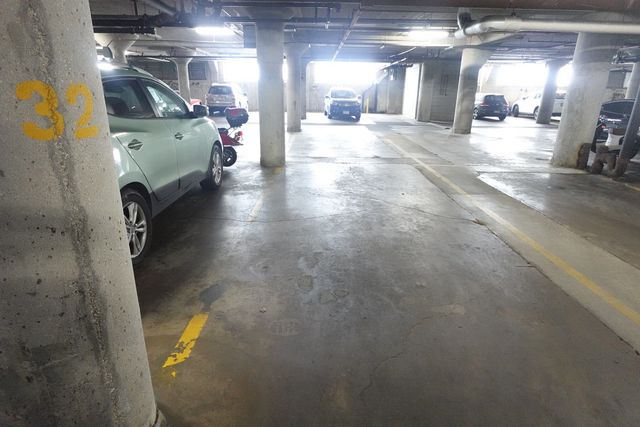 3963 W Belmont Avenue 219, Chicago, IL 60618