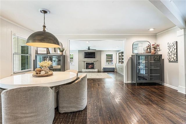 109 Juniper Street, Roswell, GA 30075