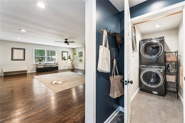 109 Juniper Street, Roswell, GA 30075