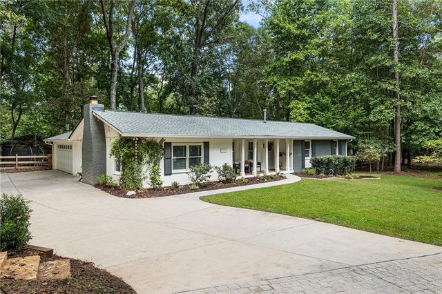 109 Juniper Street, Roswell, GA 30075
