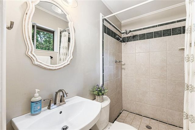 109 Juniper Street, Roswell, GA 30075