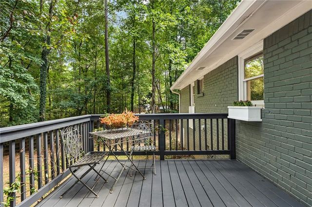 109 Juniper Street, Roswell, GA 30075