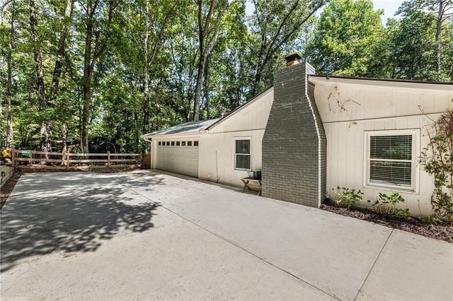 109 Juniper Street, Roswell, GA 30075