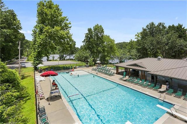 109 Juniper Street, Roswell, GA 30075