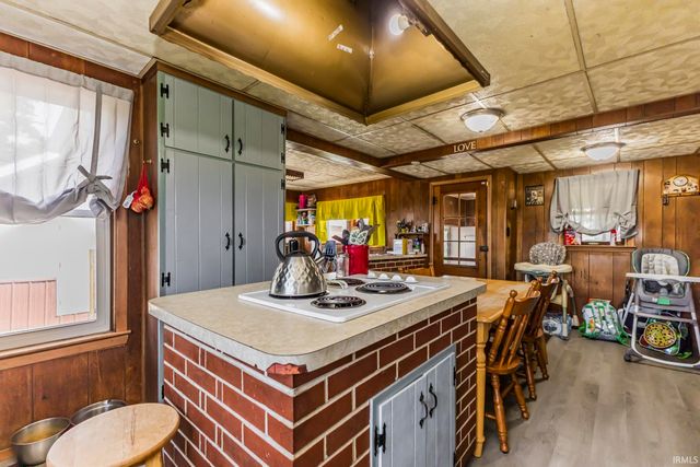 10475 N State Road 13, North Manchester, IN 46962