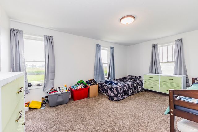 10475 N State Road 13, North Manchester, IN 46962