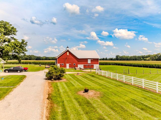 10475 N State Road 13, North Manchester, IN 46962