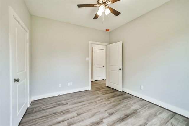 440 Ave B, La Marque, TX 77568