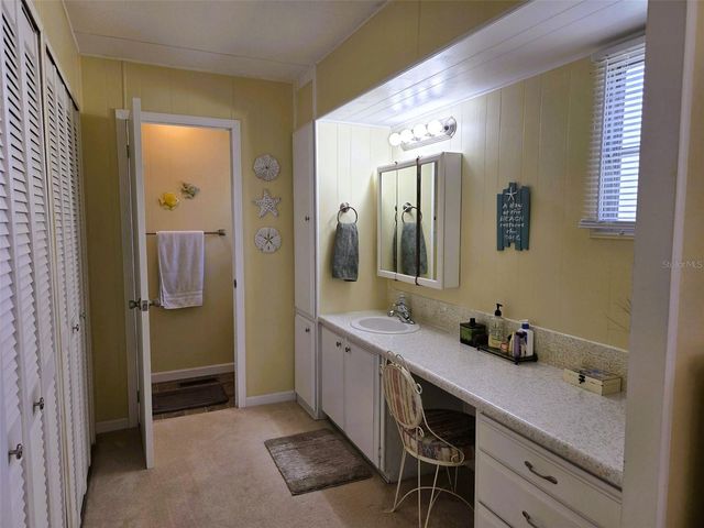 3383 OAKWOOD BOULEVARD N, Sarasota, FL 34237