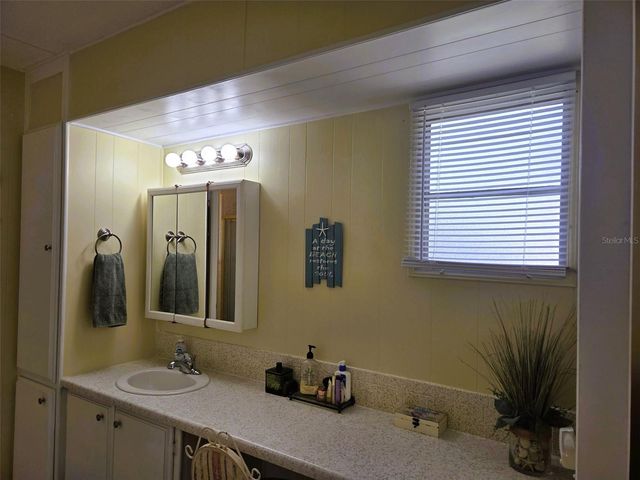 3383 OAKWOOD BOULEVARD N, Sarasota, FL 34237