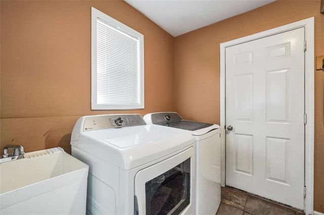 1307 Regatta Way, Mcdonough, GA 30252