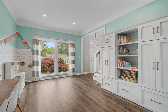 2198 Whitehall Drive NE, Marietta, GA 30066