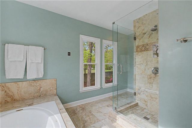 2198 Whitehall Drive NE, Marietta, GA 30066