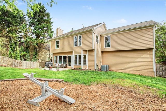 2198 Whitehall Drive NE, Marietta, GA 30066