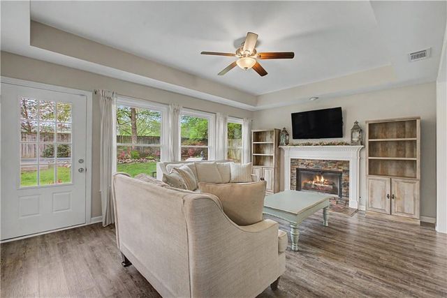 2198 Whitehall Drive NE, Marietta, GA 30066