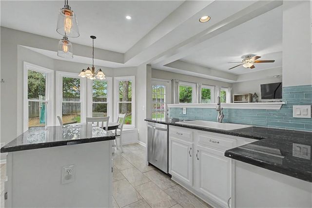 2198 Whitehall Drive NE, Marietta, GA 30066