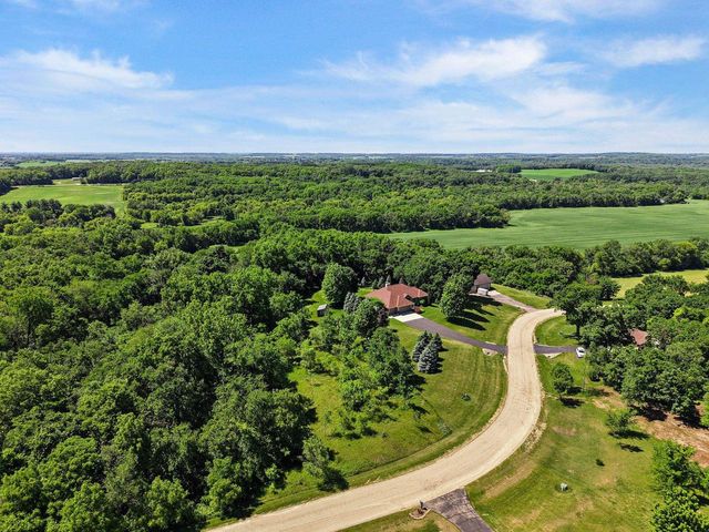 W1199 Proverbs Pass, Albany, WI 53502
