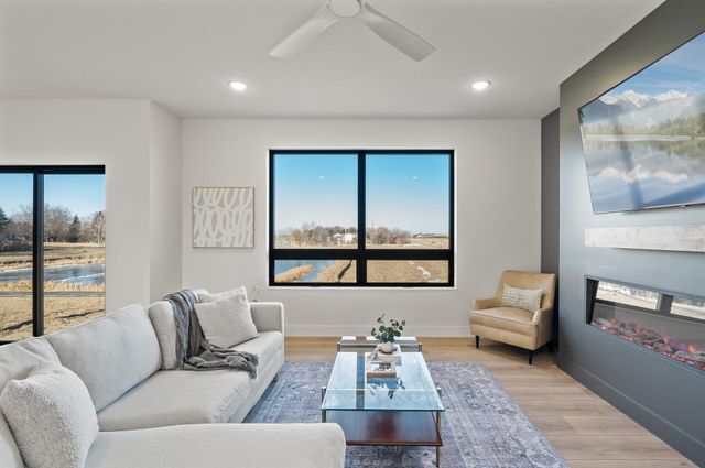 9998 14th Circle NE, Saint Michael, MN 55376