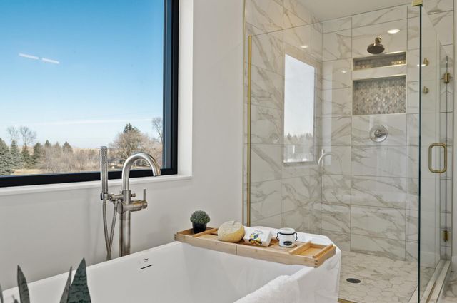 9998 14th Circle NE, Saint Michael, MN 55376