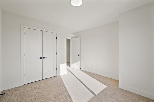 9998 14th Circle NE, Saint Michael, MN 55376