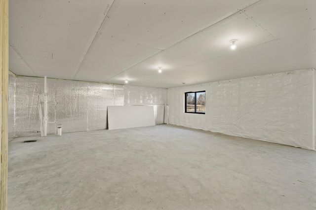 9998 14th Circle NE, Saint Michael, MN 55376