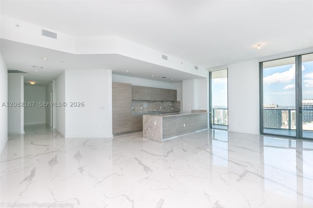 1300 S Miami Ave PH5101, Miami, FL 33130