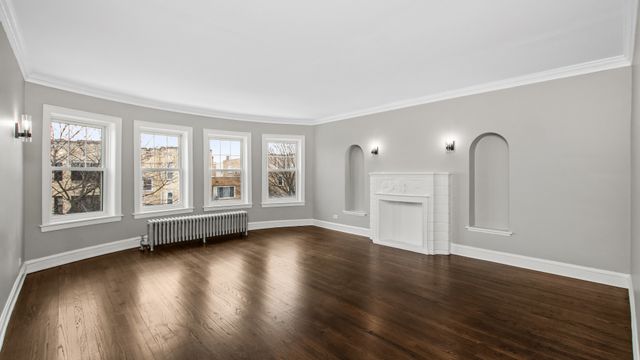 5637 N Christiana Avenue, Chicago, IL 60659