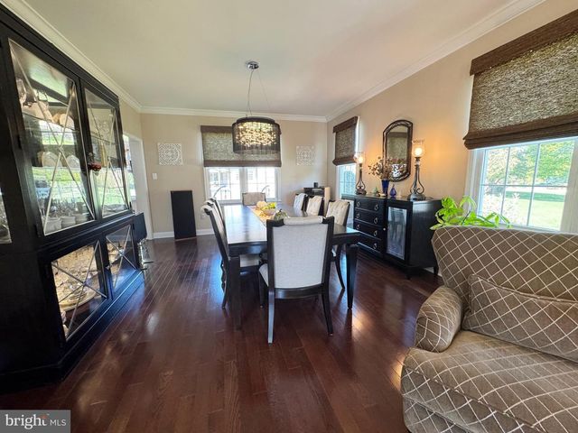 3 BARLEYCORN DR, Broomall, PA 19008