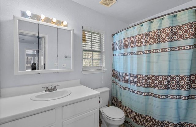 620 6th Street, Dickinson, TX 77539